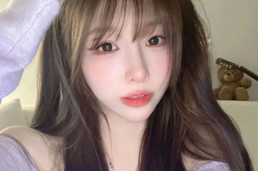 高迪自曝与大美的“网红恋曲”：酒店同房一幕、马赛克恋情与直播倦怠
